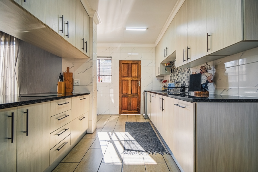 3 Bedroom Property for Sale in Eastleigh Gauteng
