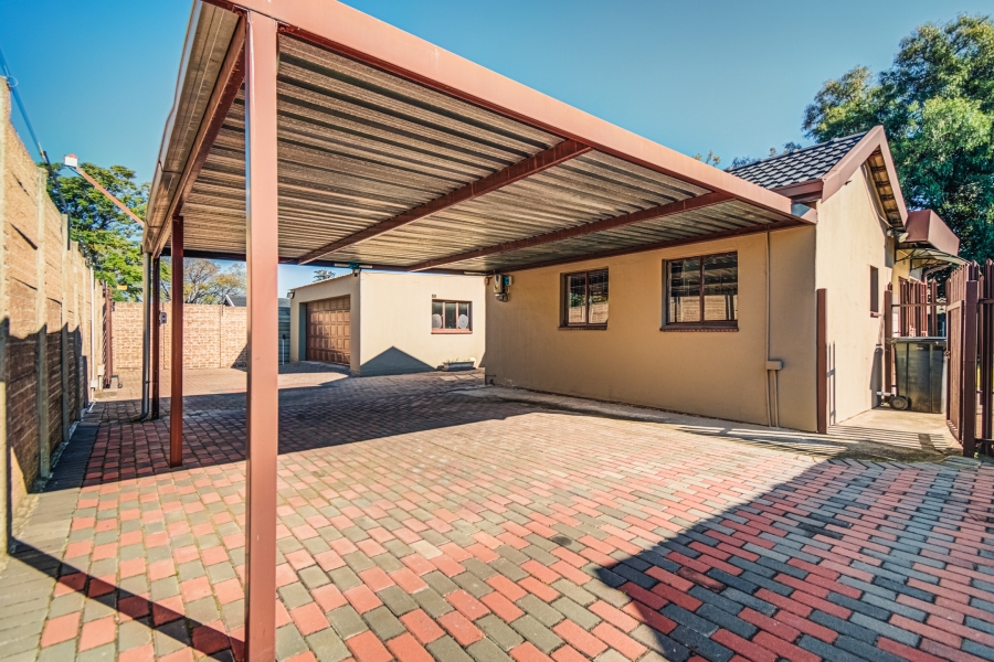 3 Bedroom Property for Sale in Eastleigh Gauteng