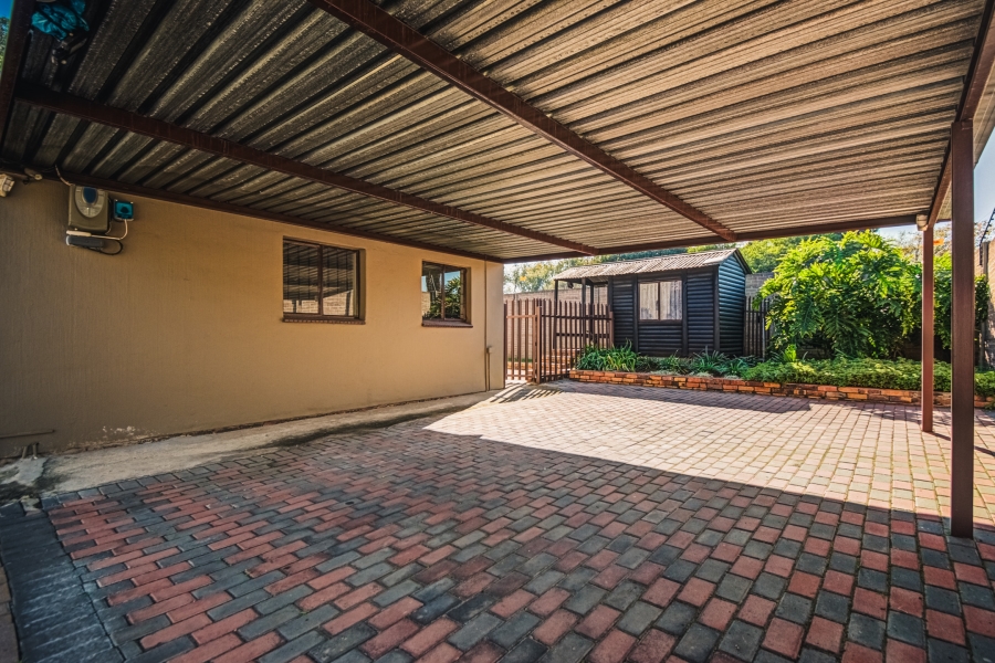 3 Bedroom Property for Sale in Eastleigh Gauteng