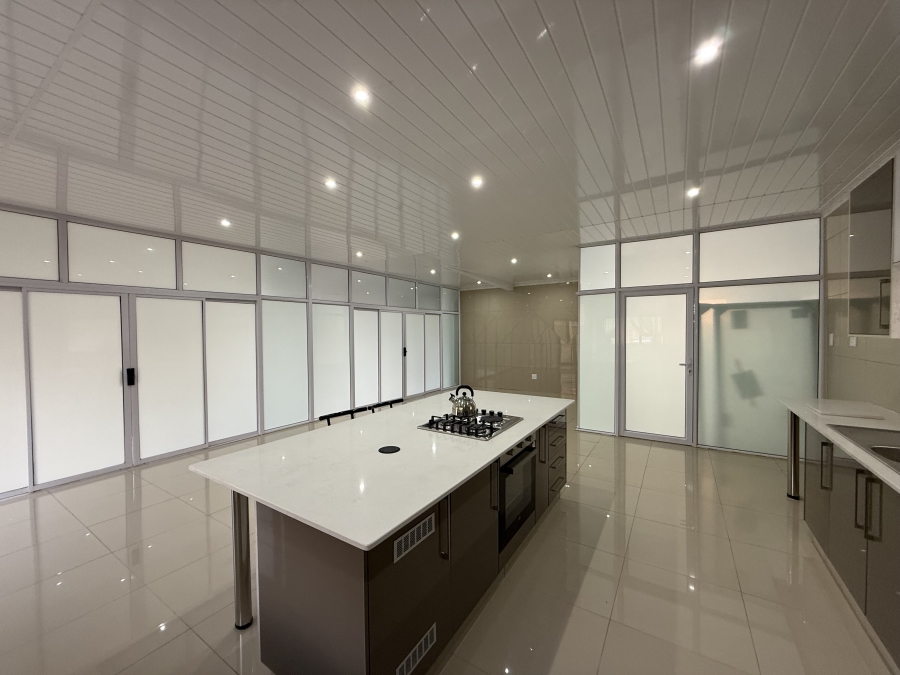 To Let 2 Bedroom Property for Rent in Parkdene Gauteng