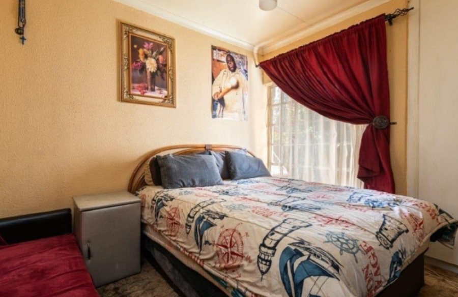 5 Bedroom Property for Sale in Winchester Hills Gauteng
