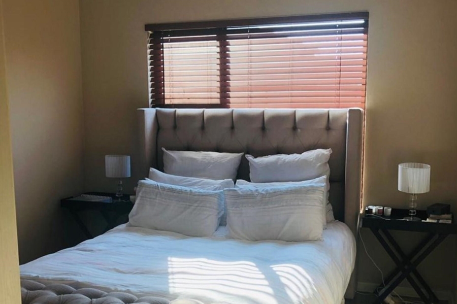 2 Bedroom Property for Sale in Greenstone Hill Gauteng