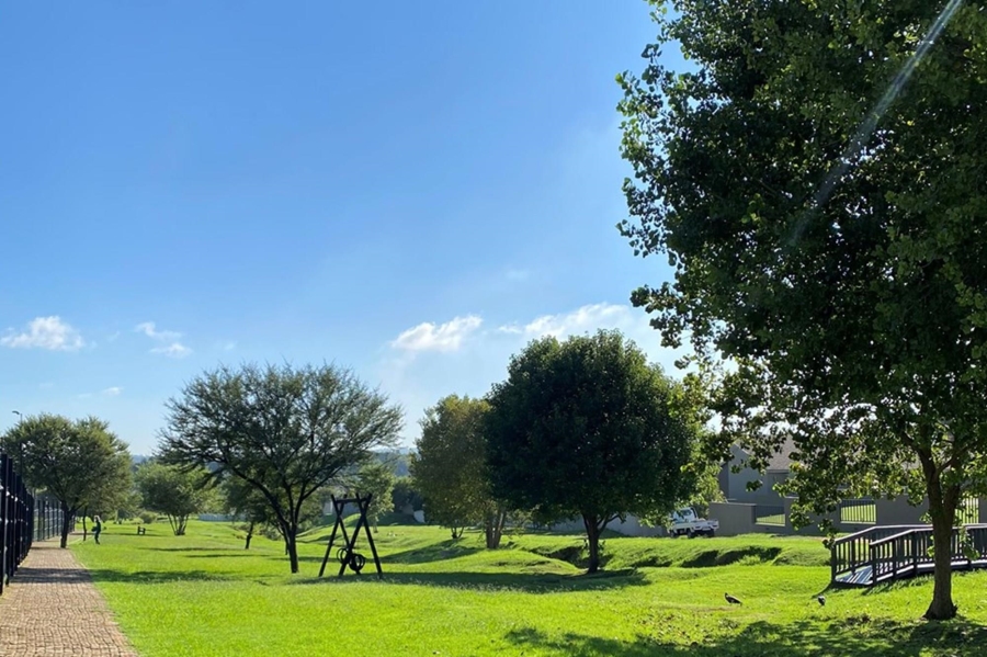 2 Bedroom Property for Sale in Greenstone Hill Gauteng