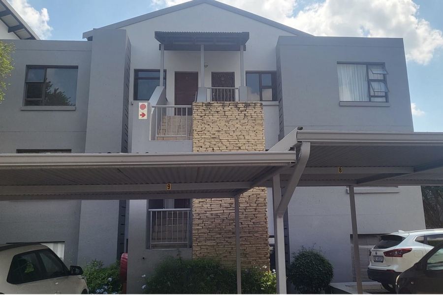 2 Bedroom Property for Sale in Greenstone Hill Gauteng
