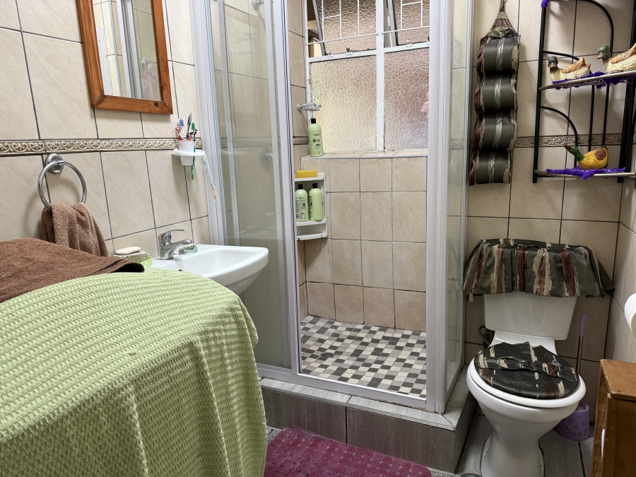 2 Bedroom Property for Sale in Vanderbijlpark CW 3 Gauteng