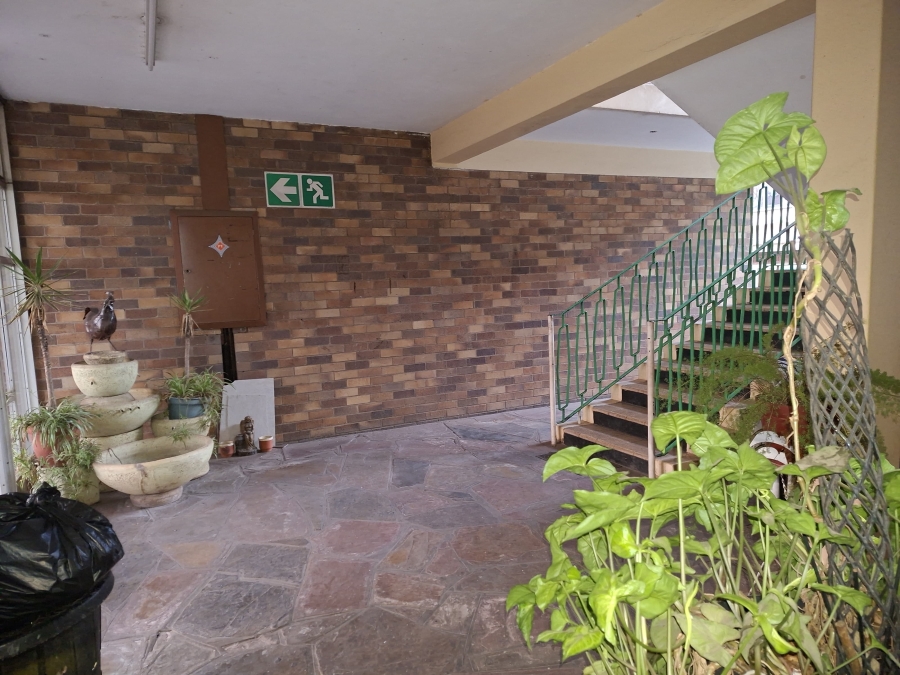2 Bedroom Property for Sale in Vanderbijlpark CW 3 Gauteng