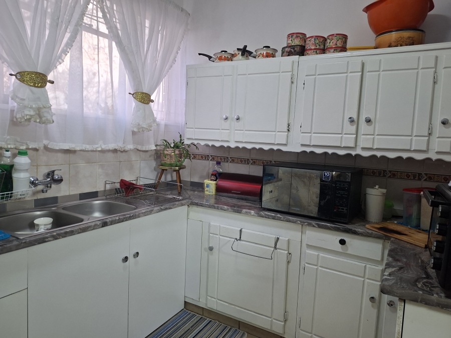 2 Bedroom Property for Sale in Vanderbijlpark CW 3 Gauteng