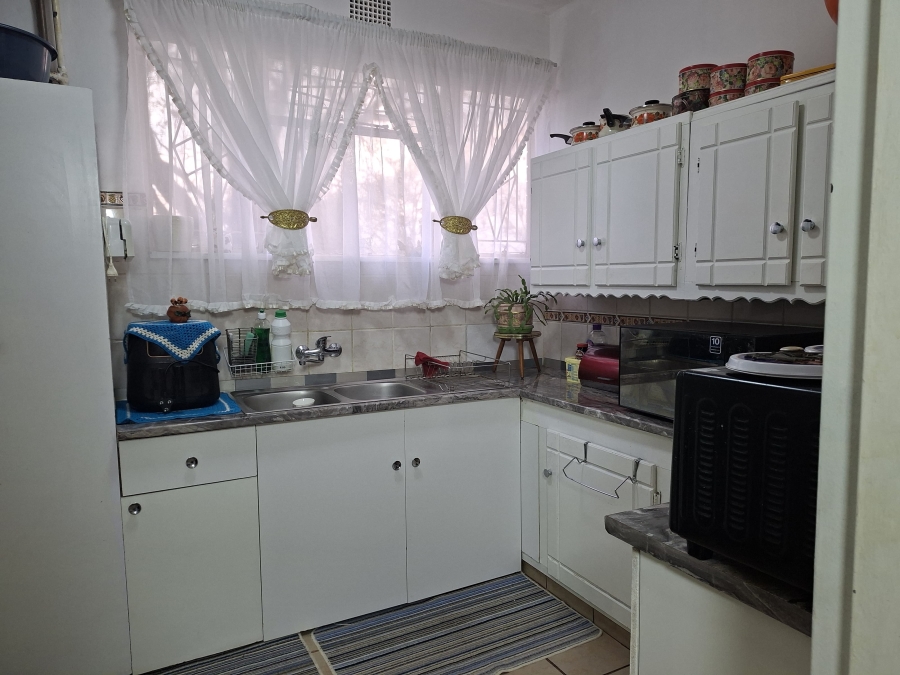 2 Bedroom Property for Sale in Vanderbijlpark CW 3 Gauteng