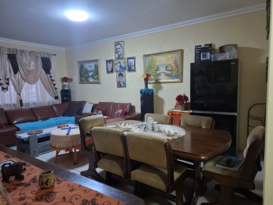 2 Bedroom Property for Sale in Vanderbijlpark CW 3 Gauteng