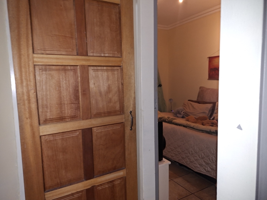 2 Bedroom Property for Sale in Vanderbijlpark CW 3 Gauteng