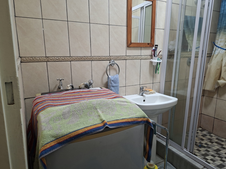 2 Bedroom Property for Sale in Vanderbijlpark CW 3 Gauteng