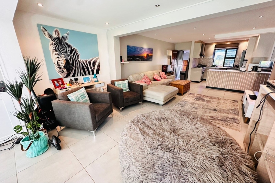 2 Bedroom Property for Sale in Bryanston Gauteng