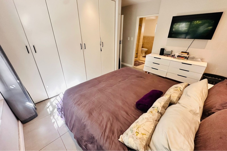 2 Bedroom Property for Sale in Bryanston Gauteng
