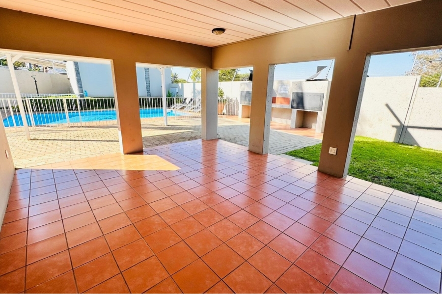 2 Bedroom Property for Sale in Bryanston Gauteng
