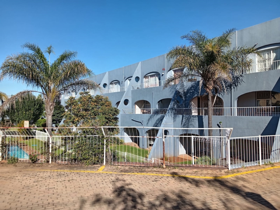 2 Bedroom Property for Sale in Florida Gauteng
