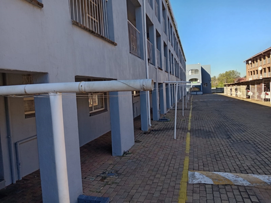 2 Bedroom Property for Sale in Florida Gauteng