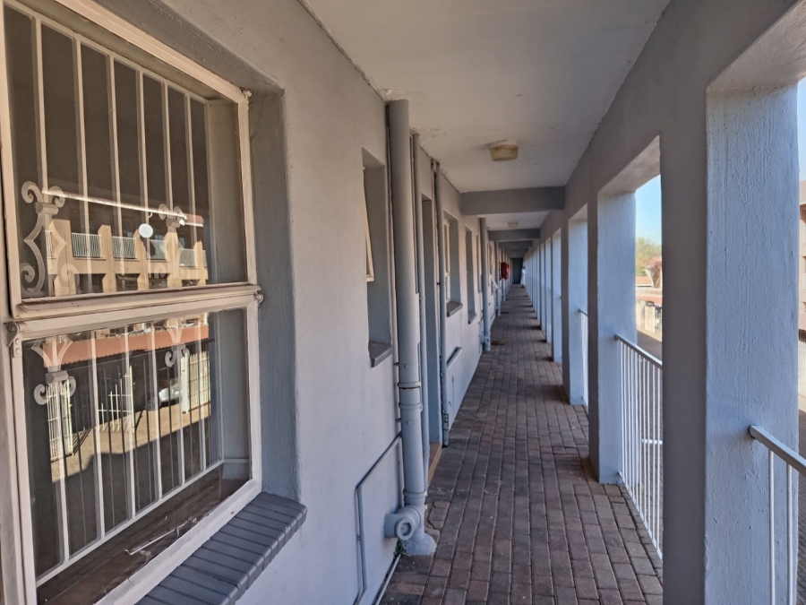 2 Bedroom Property for Sale in Florida Gauteng