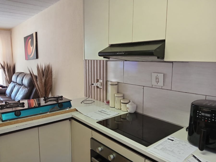 2 Bedroom Property for Sale in Florida Gauteng