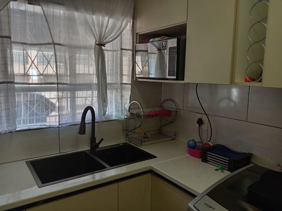 2 Bedroom Property for Sale in Florida Gauteng