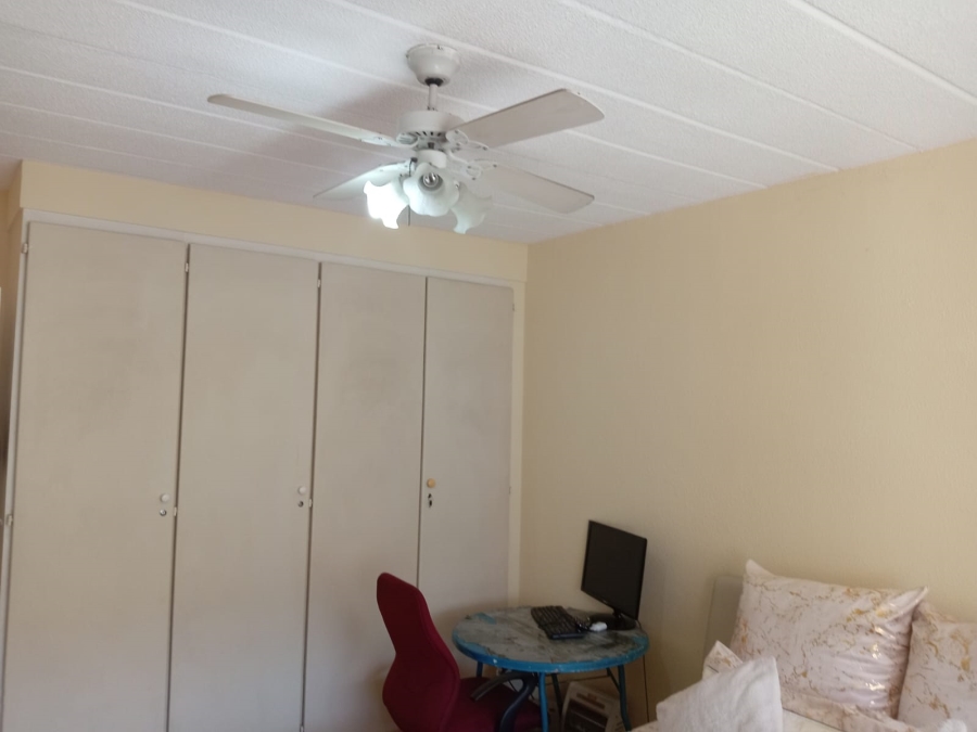 2 Bedroom Property for Sale in Florida Gauteng