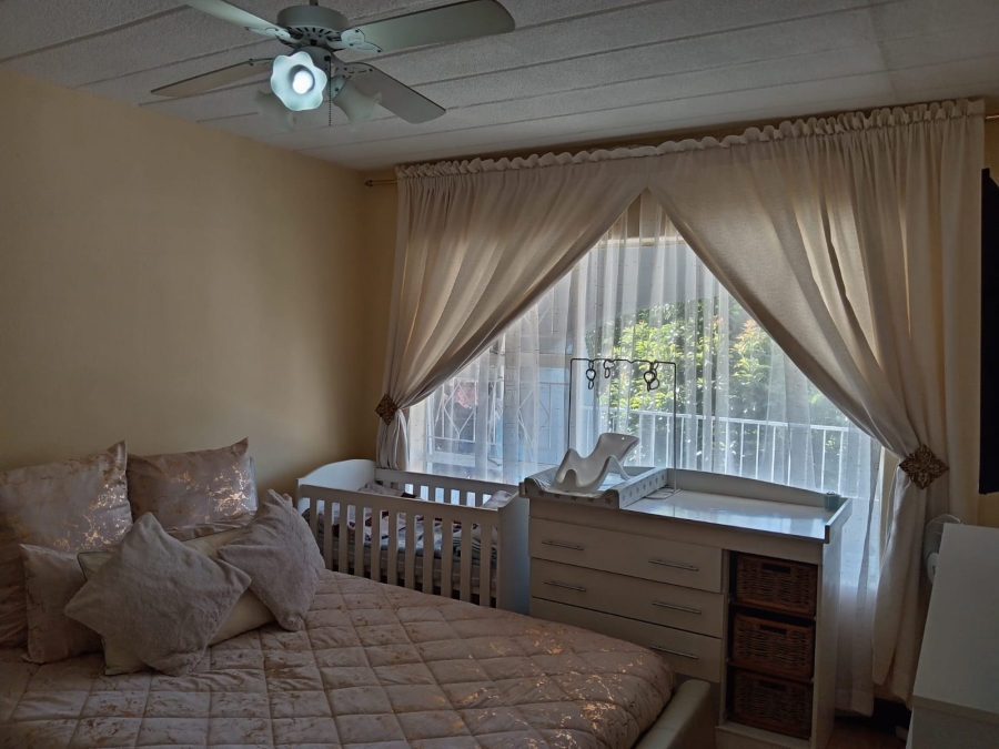 2 Bedroom Property for Sale in Florida Gauteng