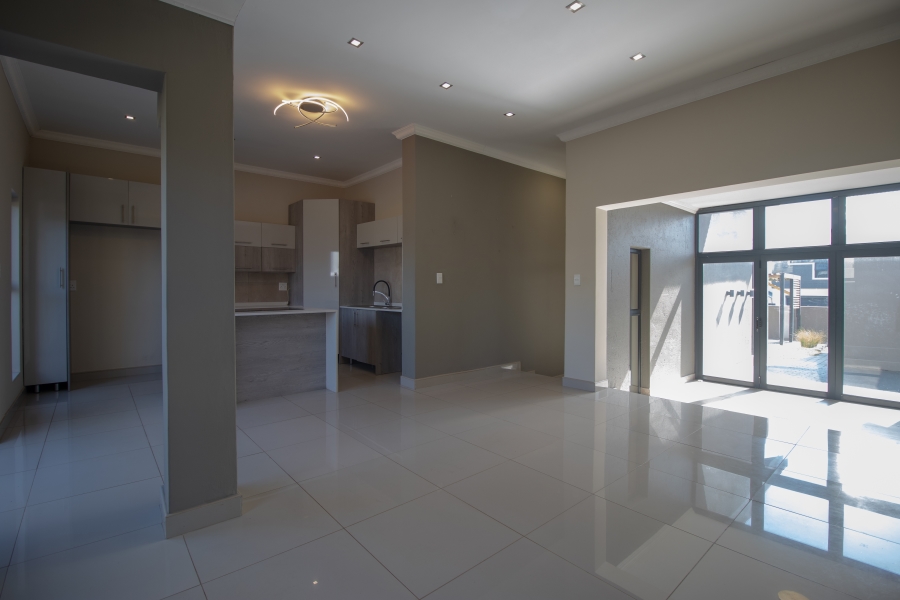 3 Bedroom Property for Sale in Louwlardia Gauteng