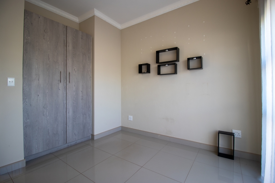 3 Bedroom Property for Sale in Louwlardia Gauteng