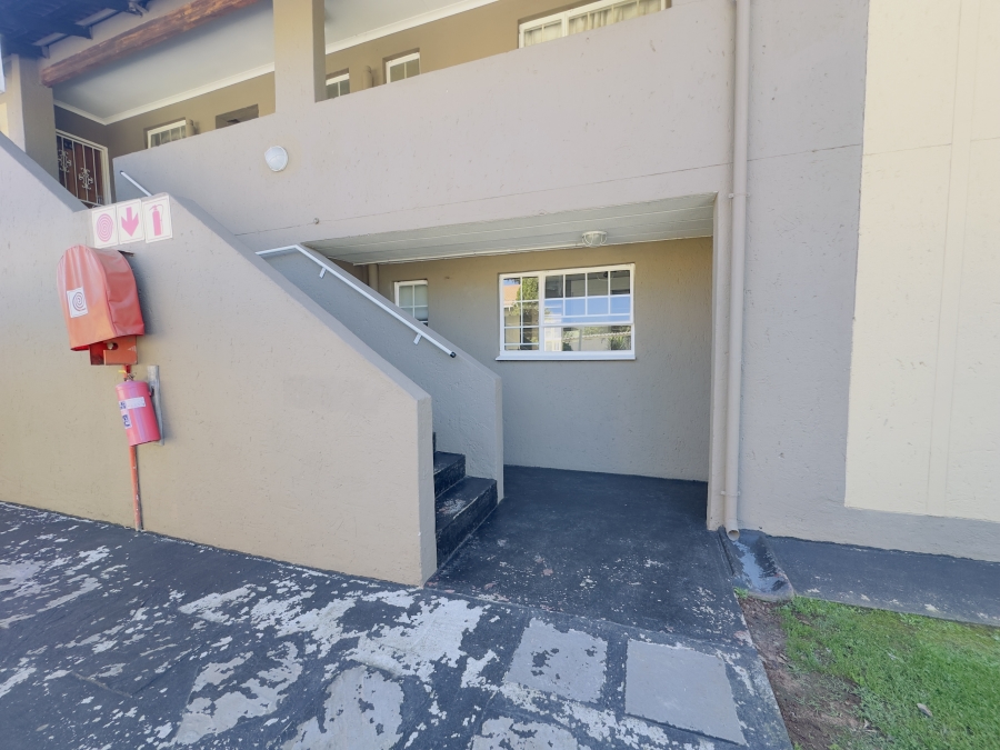 2 Bedroom Property for Sale in Verwoerdpark Gauteng