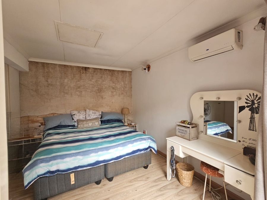 To Let 2 Bedroom Property for Rent in Brummeria Gauteng
