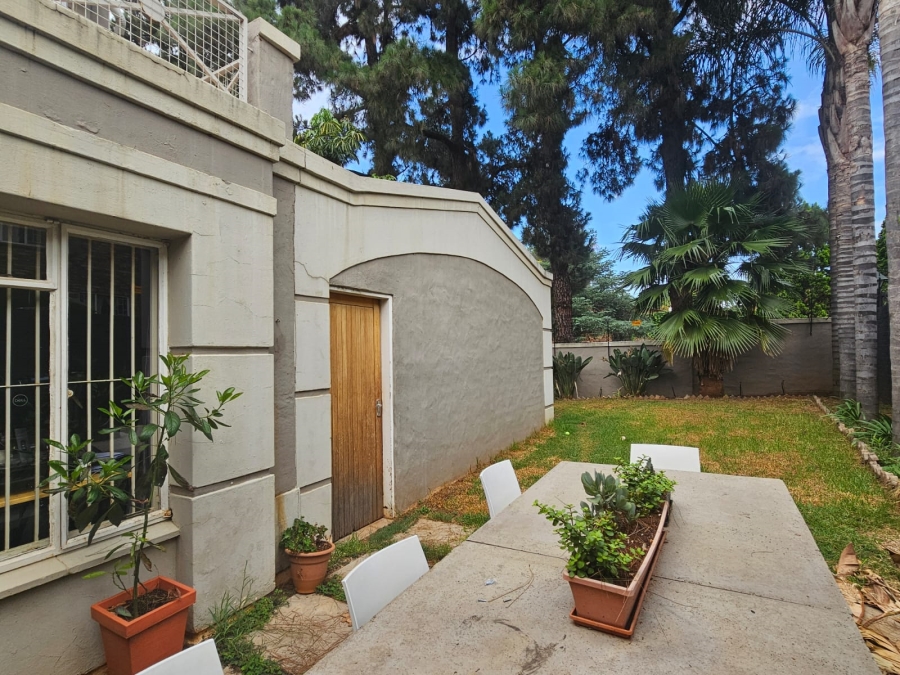 To Let 2 Bedroom Property for Rent in Brummeria Gauteng