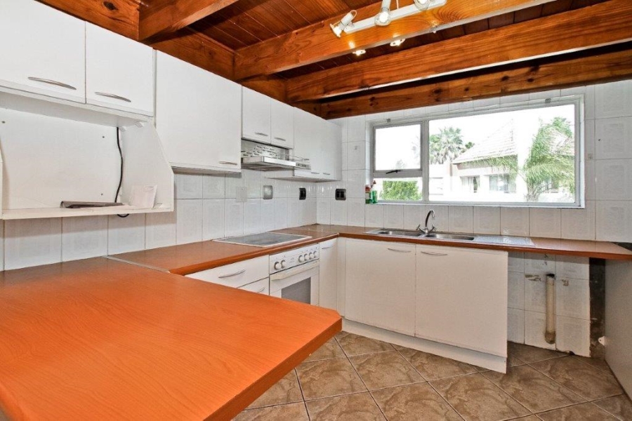 To Let 2 Bedroom Property for Rent in Bedfordview Gauteng