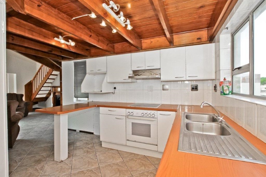 To Let 2 Bedroom Property for Rent in Bedfordview Gauteng