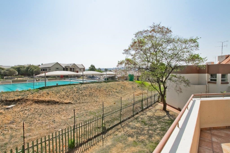 To Let 2 Bedroom Property for Rent in Bedfordview Gauteng