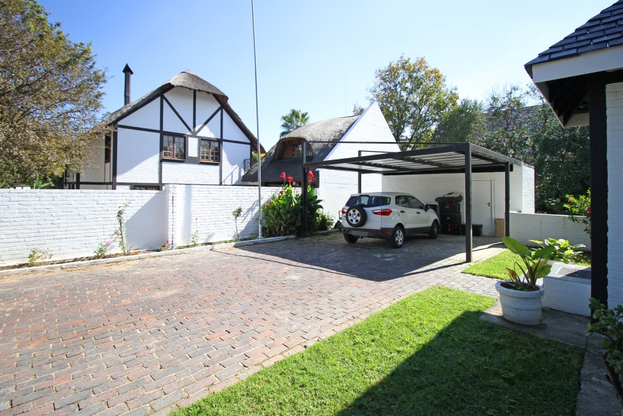 3 Bedroom Property for Sale in Sunninghill Gauteng