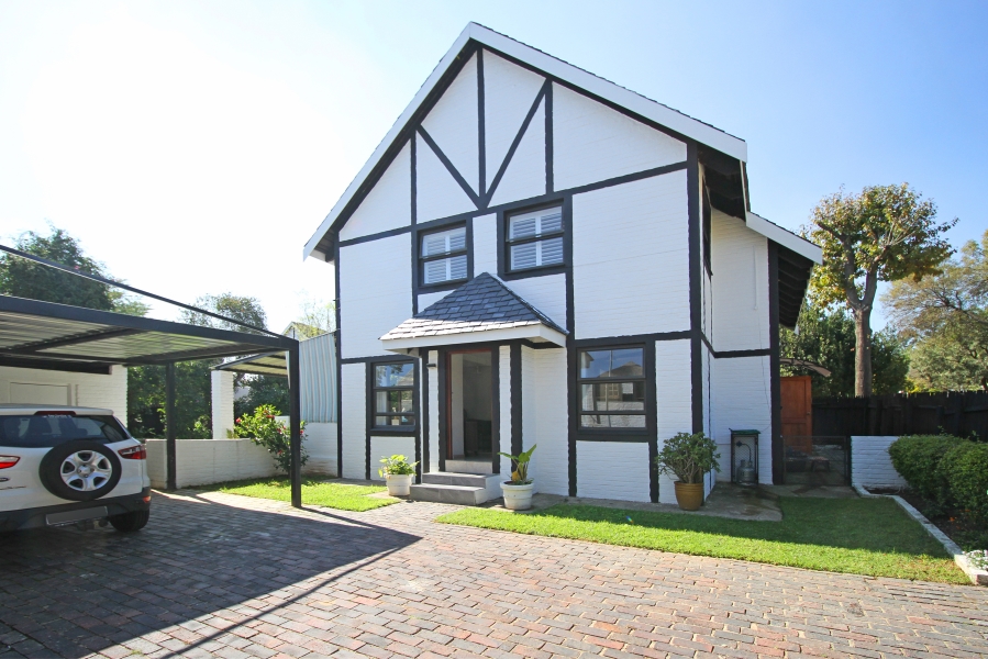 3 Bedroom Property for Sale in Sunninghill Gauteng