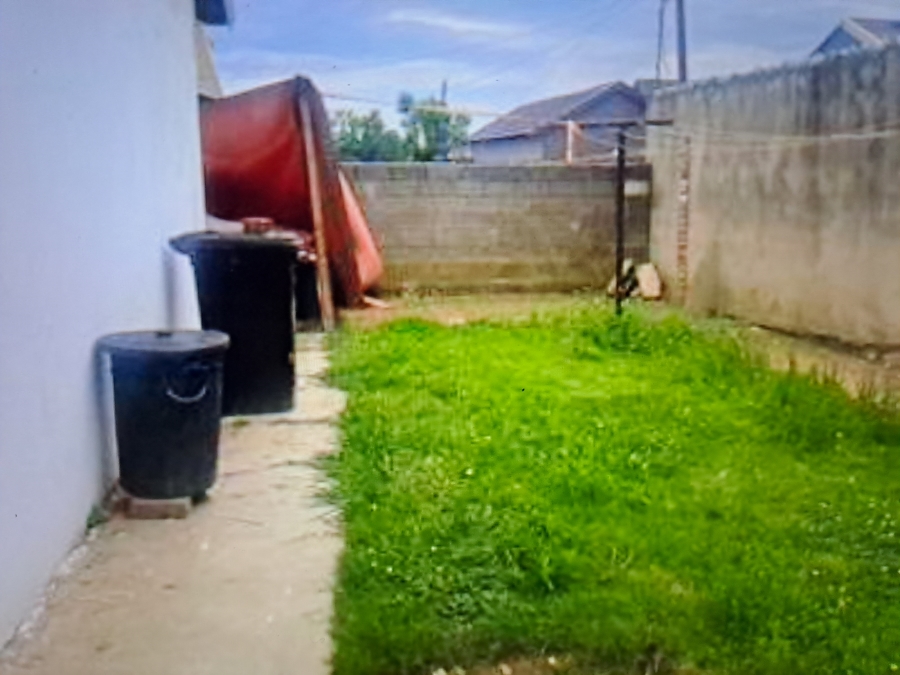 2 Bedroom Property for Sale in Kwa Thema Phase 2 Gauteng