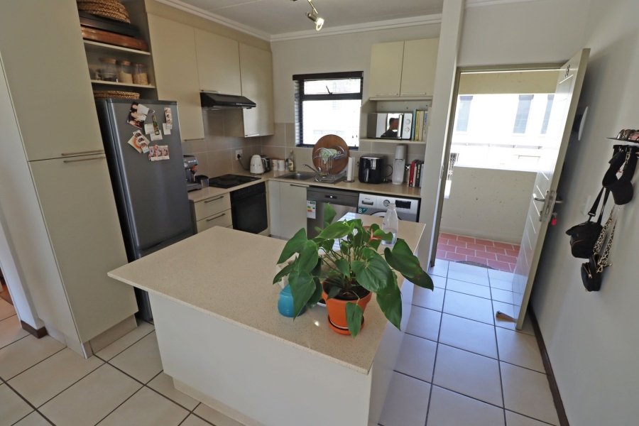 To Let 1 Bedroom Property for Rent in Bryanston Gauteng