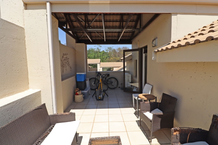 To Let 1 Bedroom Property for Rent in Bryanston Gauteng