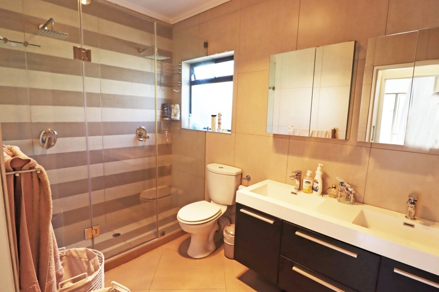 To Let 1 Bedroom Property for Rent in Bryanston Gauteng