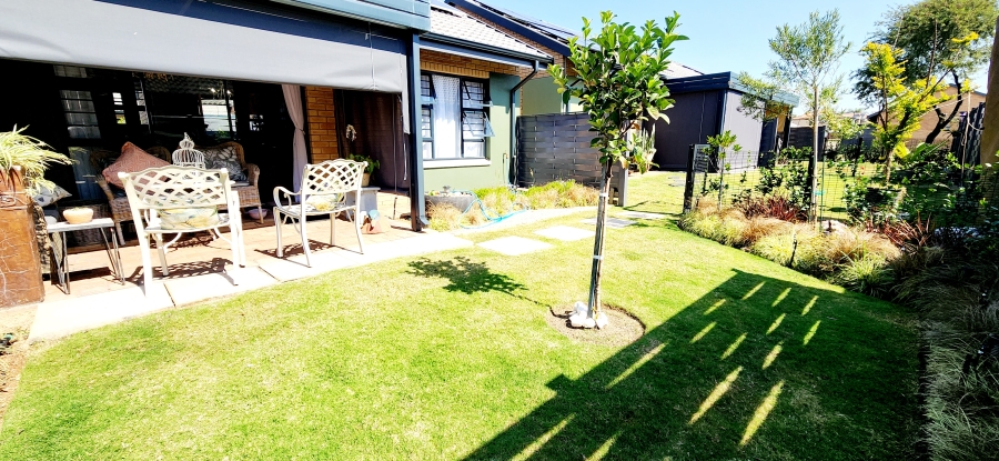 1 Bedroom Property for Sale in Montana Tuine Gauteng