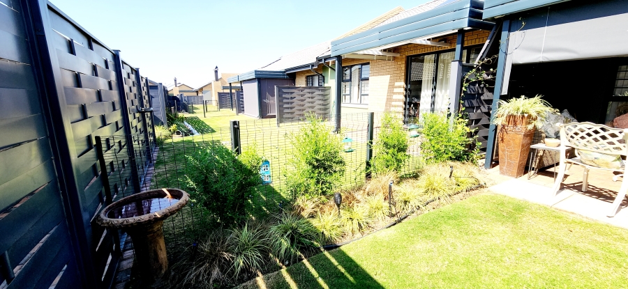 1 Bedroom Property for Sale in Montana Tuine Gauteng