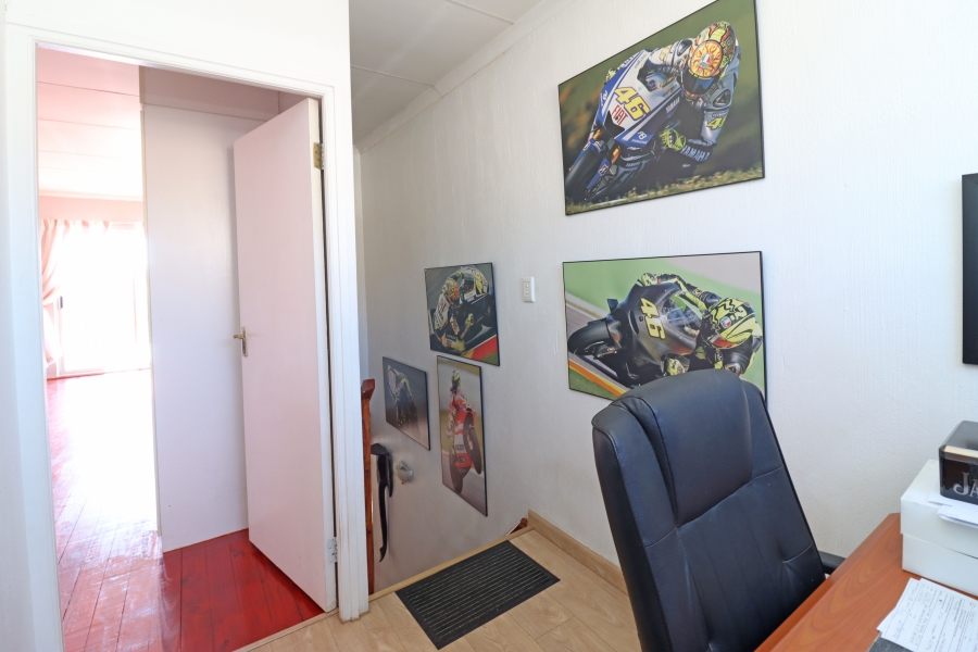 3 Bedroom Property for Sale in Barbeque Downs Gauteng