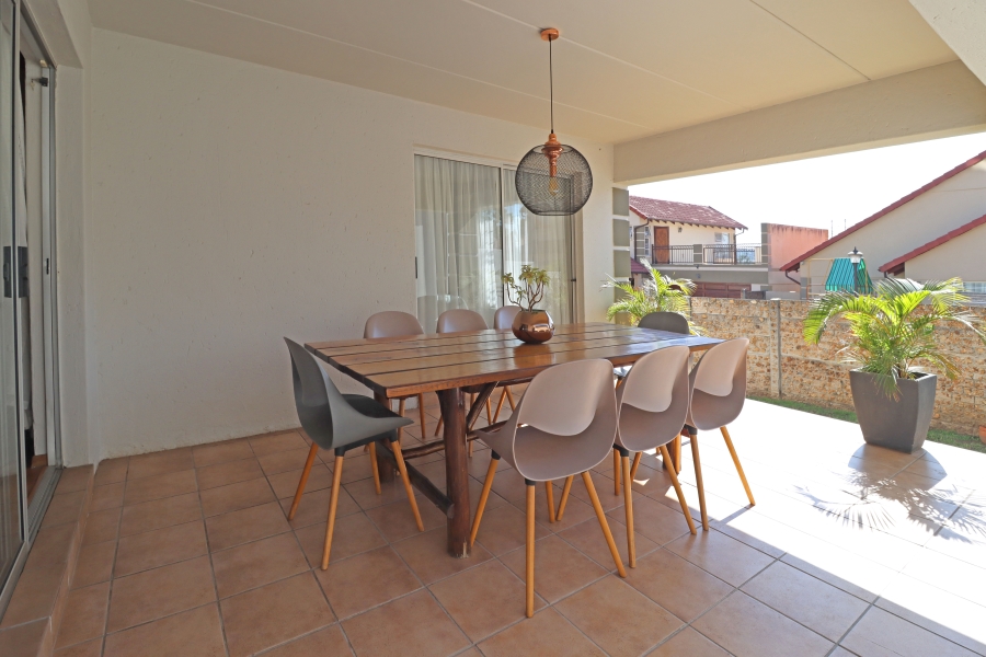 3 Bedroom Property for Sale in Barbeque Downs Gauteng