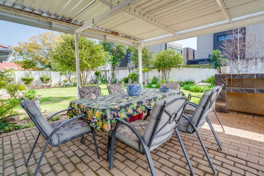 3 Bedroom Property for Sale in Edenvale Central Gauteng