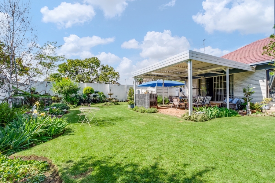 3 Bedroom Property for Sale in Edenvale Central Gauteng