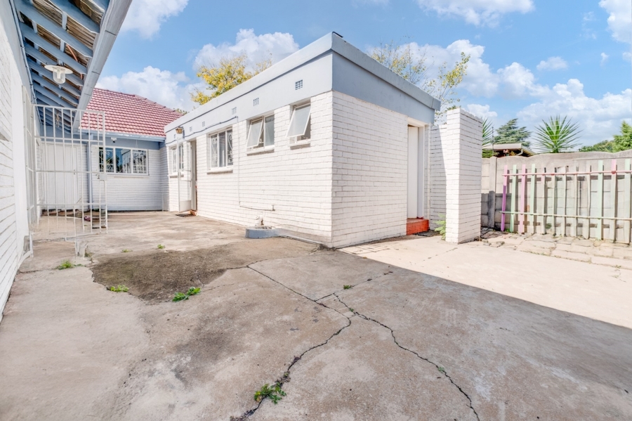 3 Bedroom Property for Sale in Edenvale Central Gauteng