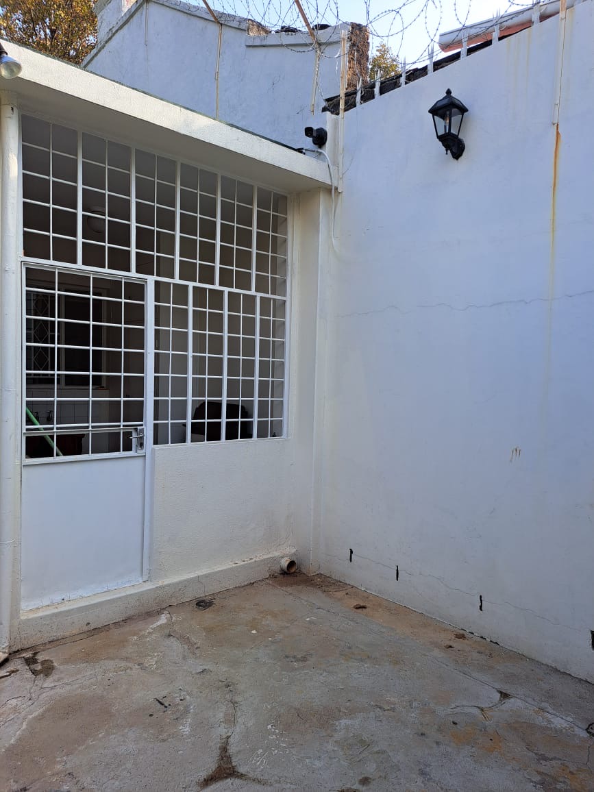 2 Bedroom Property for Sale in Bellevue East Gauteng