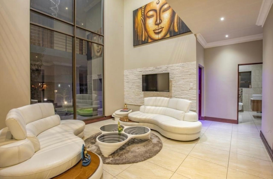 4 Bedroom Property for Sale in Blue Hills Gauteng