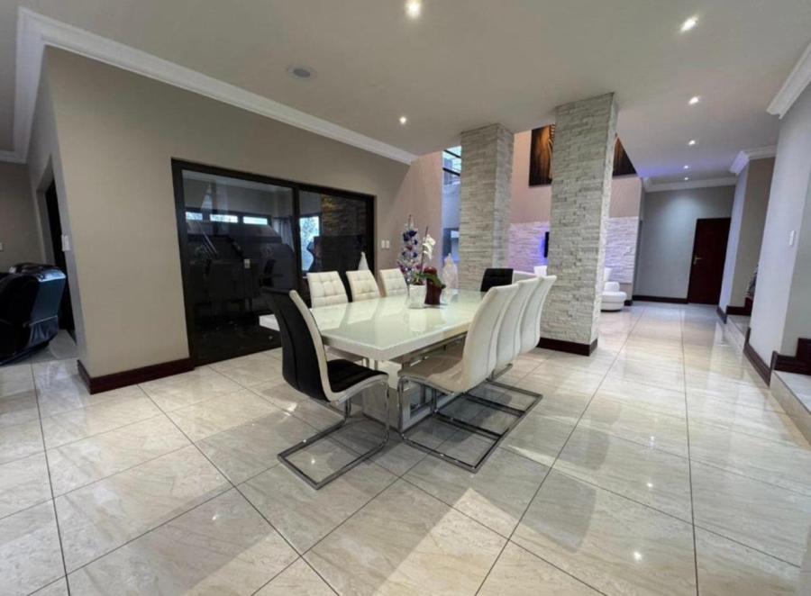 4 Bedroom Property for Sale in Blue Hills Gauteng