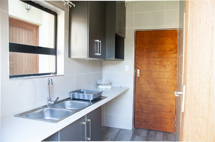 3 Bedroom Property for Sale in Thatchfield Estate Gauteng